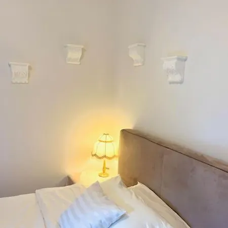 Gartensuite In Duesseldorf, 10 Min Zur Messe * Düsseldorf