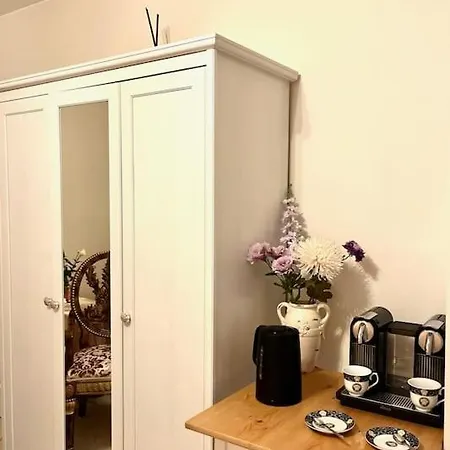 Gartensuite In Duesseldorf, 10 Min Zur Messe *