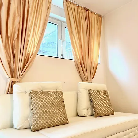 Gartensuite In Duesseldorf, 10 Min Zur Messe Apartment Dusseldorf